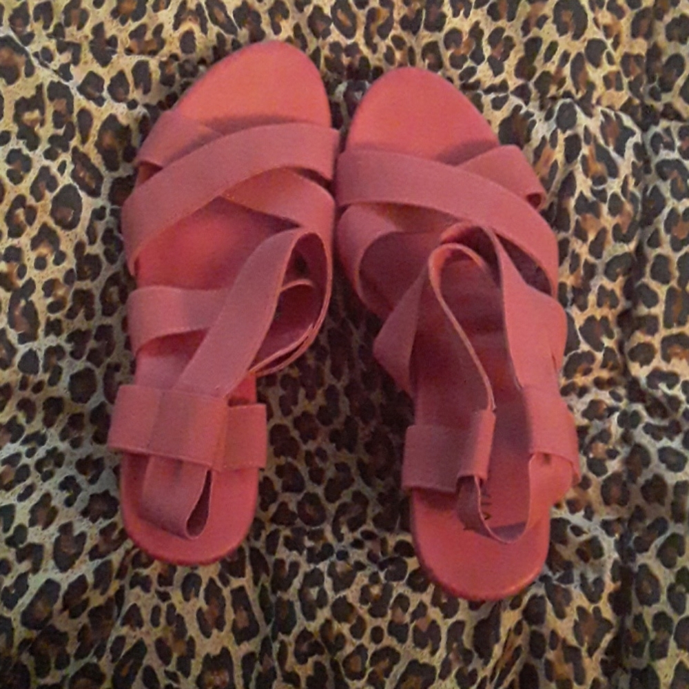 Max Rave Pink Wedge Heels - Picture 4 of 4